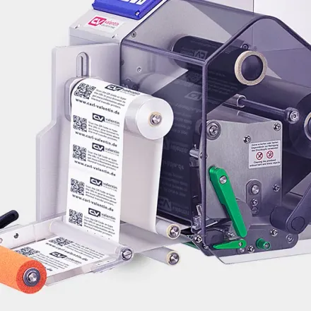 WMX 5001E spring-mounted wipe-on applicator with pressure roller