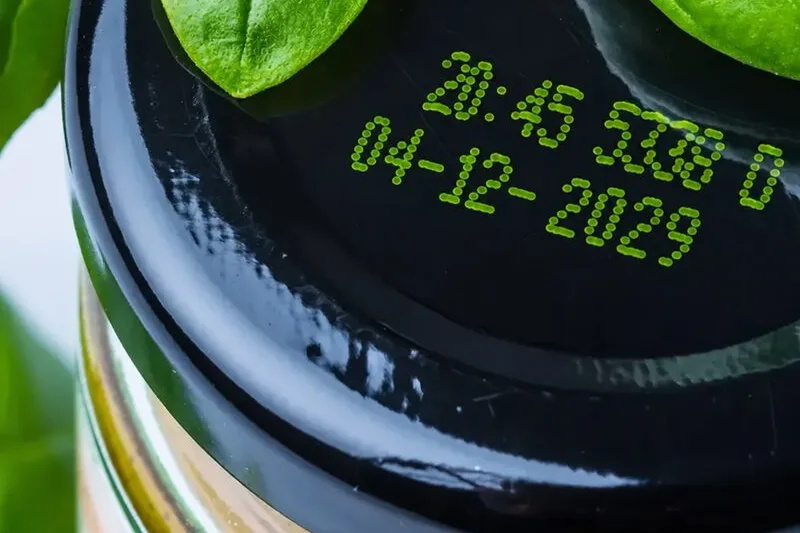 Prepacked food carrying a printed best-before date